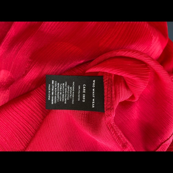 Fun red tunic blouse with high neck - Picture 6 of 6